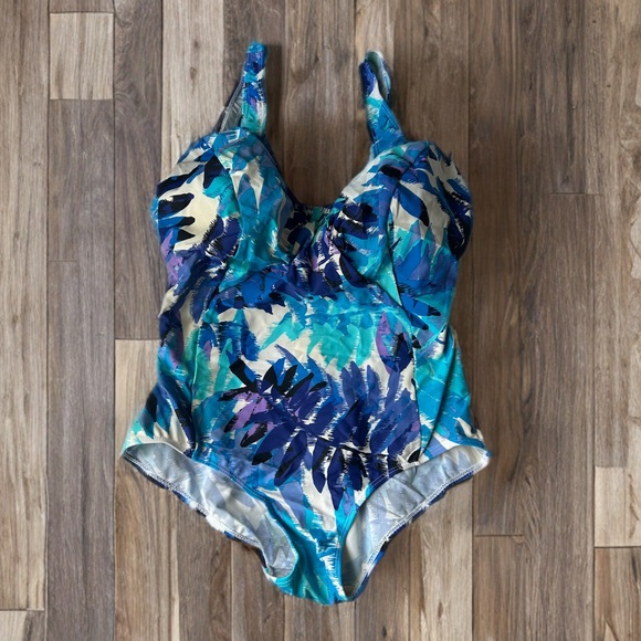 Nicole Other - Nicole K Shelf Bra Lined Blue Abstract One-Piece Swimsuit XXL